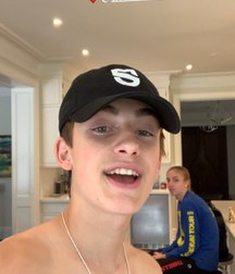 Hot Idols: Johnny Orlando 5e7cf7a5acd67.jpg