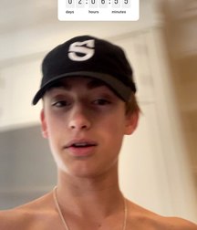 Hot Idols: Johnny Orlando 5e7cf7a7b0066.jpg