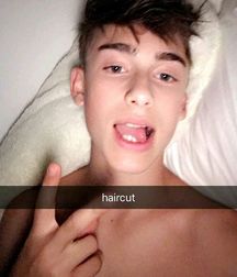 Hot Idols: Johnny Orlando 5e7cf7abd00ff.jpg