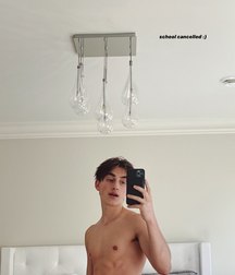 Hot Idols: Johnny Orlando 5e7cf824c4094.jpg