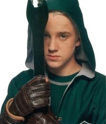Hot Idols: Tom Felton 5e7f8919be5aa.jpg