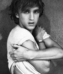 Hot Idols: Tom Felton 5e7f892b5cfd5.jpg