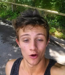 Hot Idols: Nick Romeo Reimann 5e7fcb4aed9ca.jpg