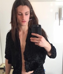 Hot Idols: Nick Romeo Reimann 5e7fcb676fbd1.jpg