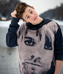 Hot Idols: Nick Romeo Reimann 5e7fcbc3387ec.jpg