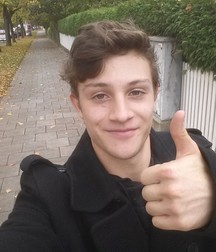 Hot Idols: Nick Romeo Reimann 5e7fcbe281fab.jpg