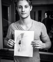 Hot Idols: Nick Romeo Reimann 5e7fcbe9b85fc.jpg