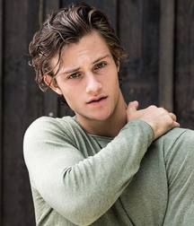 Hot Idols: Nick Romeo Reimann 5e7fcccdd865c.jpg