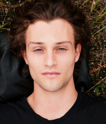 Hot Idols: Nick Romeo Reimann 5e7fccf923c51.jpg