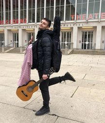 Hot Idols: Nick Romeo Reimann 5e7fcd00cefae.jpg