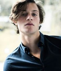 Hot Idols: Nick Romeo Reimann 5e7fcd0446b60.jpg