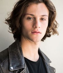 Hot Idols: Nick Romeo Reimann 5e7fcd3b1bb36.jpg