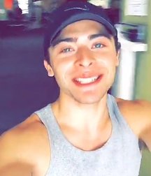 Hot Idols: Ryan Ochoa 5ea60f5f83fe9.jpg