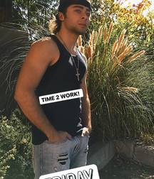 Hot Idols: Ryan Ochoa 5ea60f64daf69.jpg