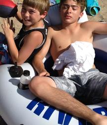 Hot Idols: Ryan Ochoa 5ea60fb1e3c17.jpg