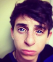 Hot Idols: Moises Arias 5ea62c23f30dc.jpg