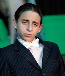 Hot Idols: Moises Arias 5ea62c37c4c2b.jpg