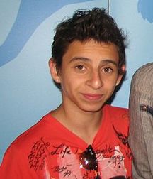 Hot Idols: Moises Arias 5ea62c4fe9642.jpg