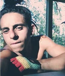 Hot Idols: Moises Arias 5ea62c6dd7d14.jpg
