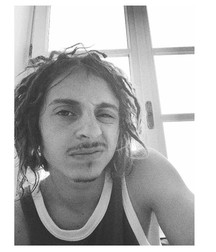 Hot Idols: Moises Arias 5ea62c7ba745c.jpg