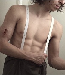Hot Idols: Moises Arias 5ea62c80194f0.jpg