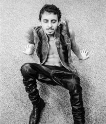 Hot Idols: Moises Arias 5ea62cc417061.jpg