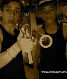 Hot Idols: Moises Arias 5ea62ce1cd230.png