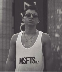 Hot Idols: Moises Arias 5ea62cfbe7bad.jpeg