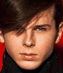 Hot Idols: Chandler Riggs 5ea7128681fa2.jpg