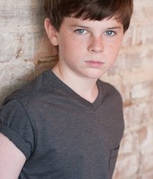 Hot Idols: Chandler Riggs 5ea712a75a6bc.jpg