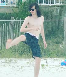 Hot Idols: Chandler Riggs 5ea712f357cf9.jpg