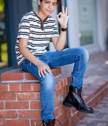 Hot Idols: Joshua Rush 5ea714dcc3188.jpg