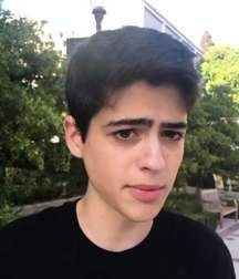 Hot Idols: Joshua Rush 5ea714f7ac5aa.jpg