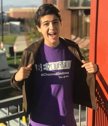 Hot Idols: Joshua Rush 5ea7154177190.jpg