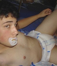 lots of diapers 5a86ca5216a4e.jpg