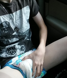 lots of diapers 5a86cc1828a9b.jpg