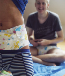 lots of diapers 5a86cc1c57402.jpg