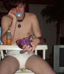lots of diapers 5a86cc1e5255d.png