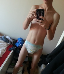 lots of diapers 5a86cfc7c1f42.jpg