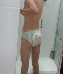 lots of diapers 5a86cfdaa0f3c.jpg