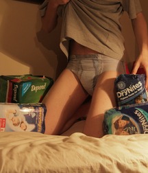 lots of diapers 5a86cfe3e5fc3.jpg