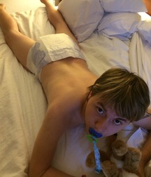 lots of diapers 5a86d0499e17a.jpg