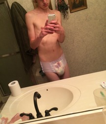 lots of diapers 5a86d05b5148a.jpg
