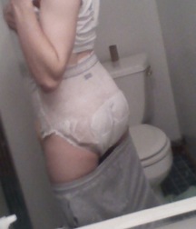 lots of diapers 5a86d0cf27c43.jpg