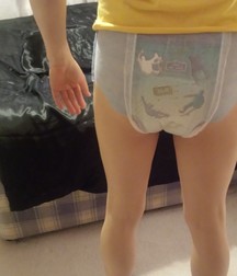 lots of diapers 5a86d11c1dc35.jpg