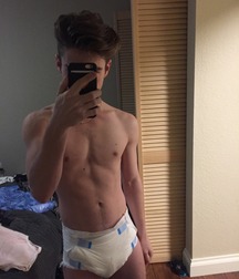 lots of diapers 5a86d14c70656.jpg