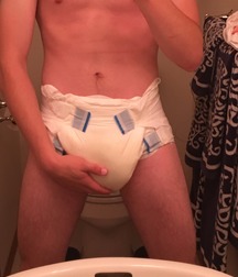 lots of diapers 5a86d1d87ff7e.jpg