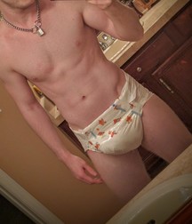 lots of diapers 5a86d1f8060fd.jpg