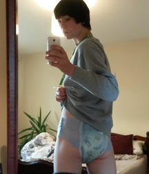 lots of diapers 5a86d1ffd742b.jpg