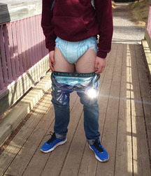 lots of diapers 5a86d20e3cce7.jpg